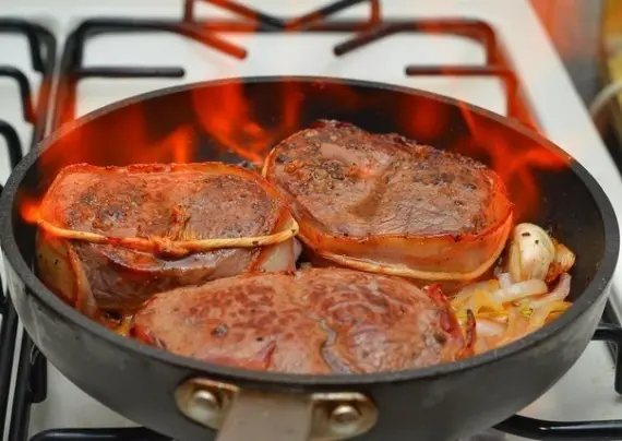 Мясо: ФОТО РЕЦЕПТ: Медальон из говядины