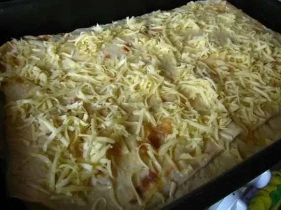 Закуски: Лаваш с сыром