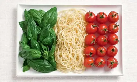Instagram: Флаги сделанные из еды