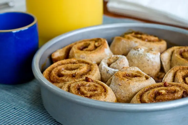 Instagram: Липкие булочки в «Cinnabon», Минск