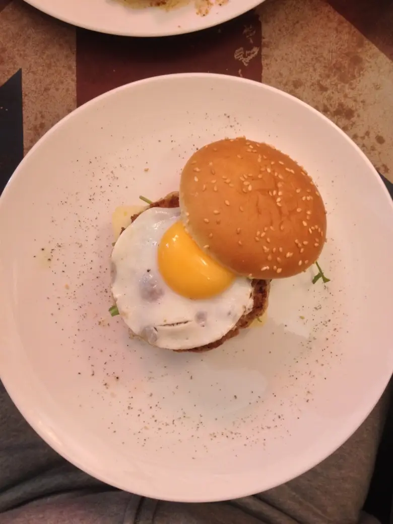 Заведения: «Burger Bar 36/14» — размер не всегда важен, если речь идет о гамбургерах