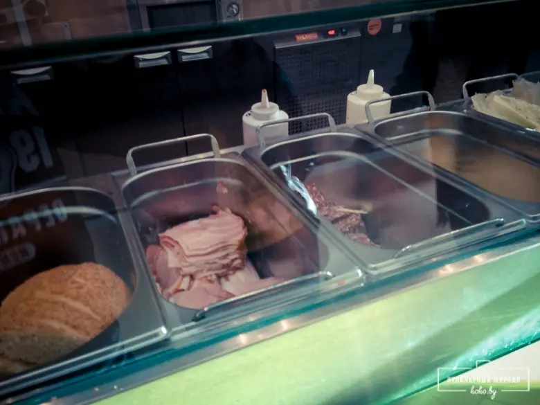 Заведения: «Sandwich Club (Сэндвич клуб)» в Минске, пародия на «Subway» — давай, до свидания!