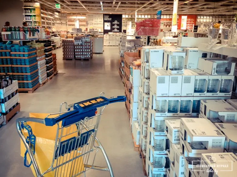 Заведения: Шведский формат питания — ресторан на втором этаже «IKEA (Икея)» в Вильнюсе