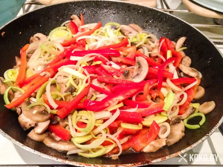 Instagram: Ароматная лапша с овощами по-азиатски — домашний рецепт