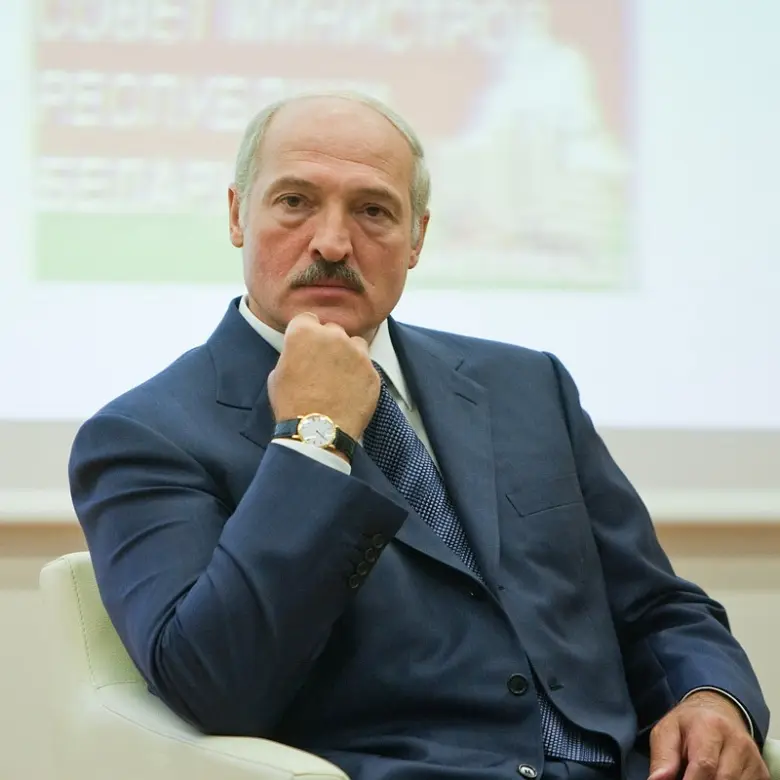Минск: Лукашенко рассказал о ведрах выпитого «нормандской четверкой» кофе