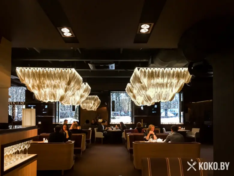 Заведения: Почему стоит сходить в «Golden Coffee»: от Белого русского до стейка из говядины