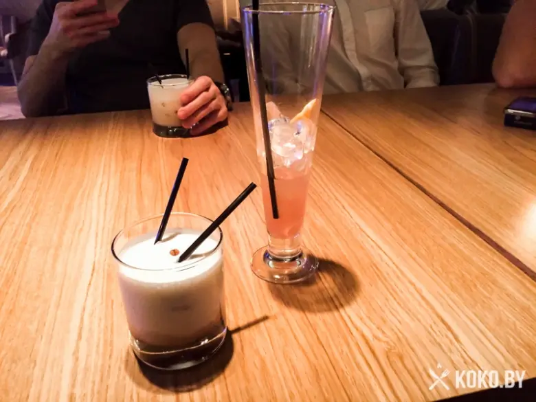 Заведения: Почему стоит сходить в «Golden Coffee»: от Белого русского до стейка из говядины