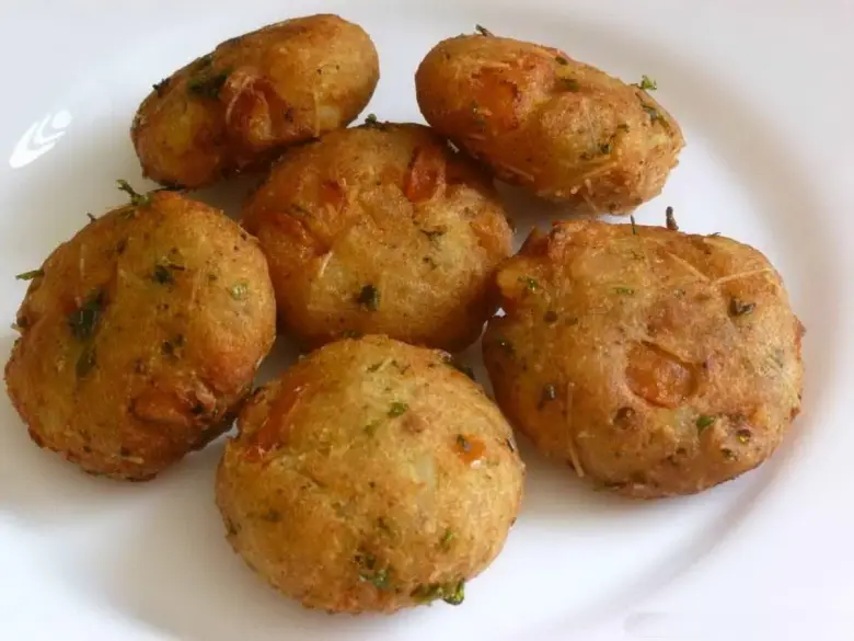 Рецепты: 5 современных рецептов котлет — сочетание мяса и сыра, микс курицы и крабовых палочек