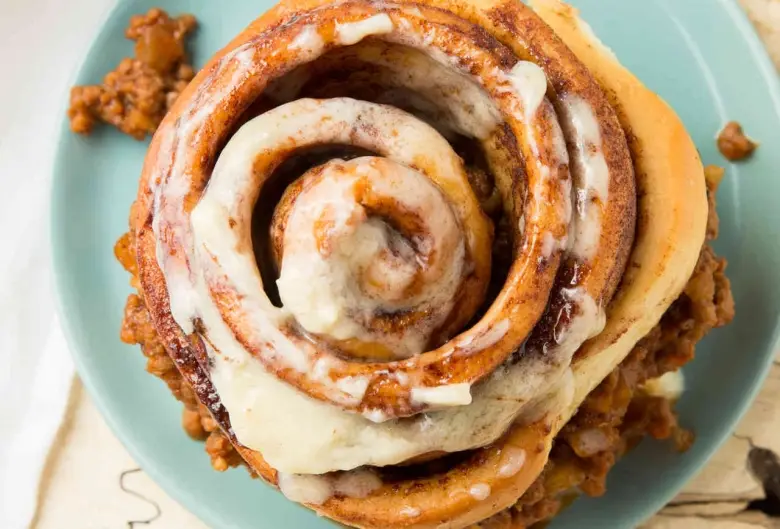 Заведения: Встречаем: Более вместительный «Cinnabon (Синнабон) » на проспекте Независимости, 19