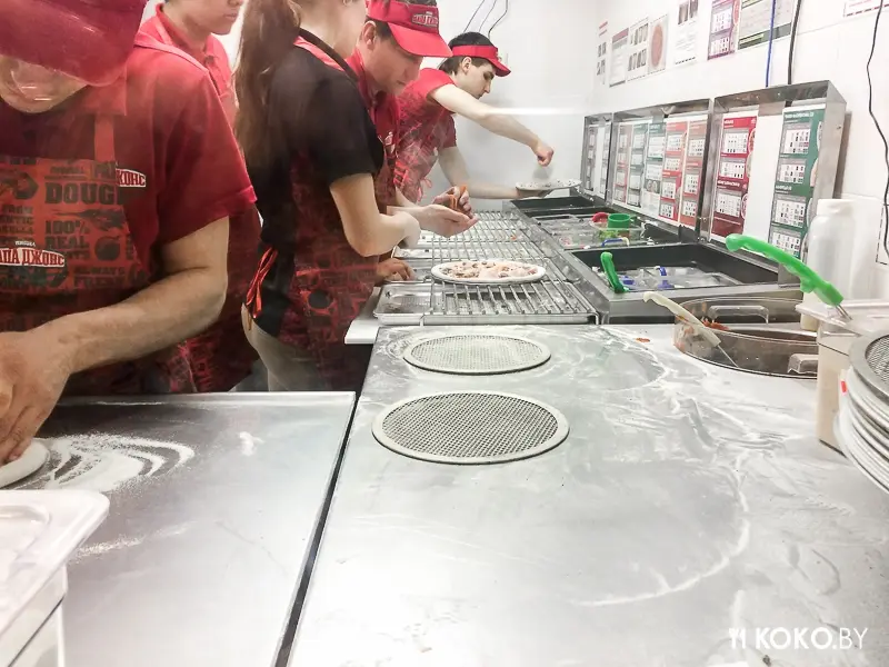 Заведения: Пиццерия «Papa John’s (Папа Джонс)» покоряет Минск
