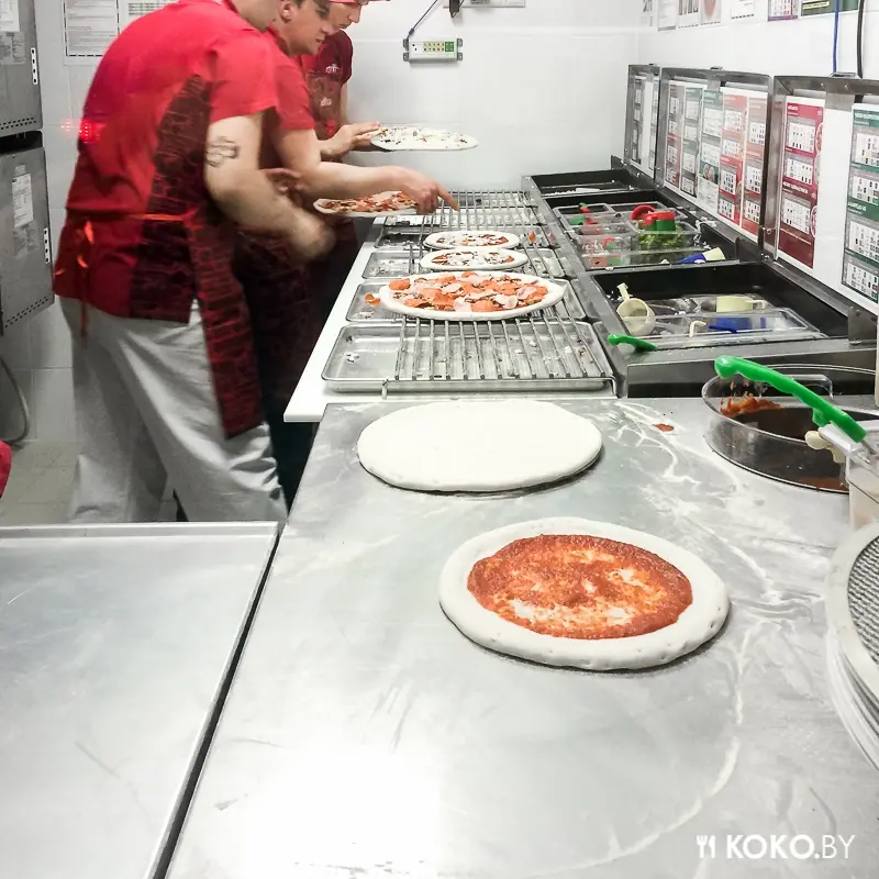 Заведения: Пиццерия «Papa John’s (Папа Джонс)» покоряет Минск