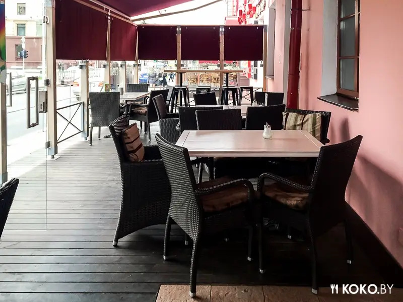 Заведения: Сегодня мы охотимся на редкий вид бургеров в снэк-баре «Coffee inn (Кофе ин)»