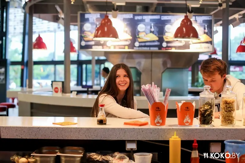 Заведения: Доставка китайской еды «WOK (Вок)» — когда коробка с лапшой действительно большая, но толку мало!