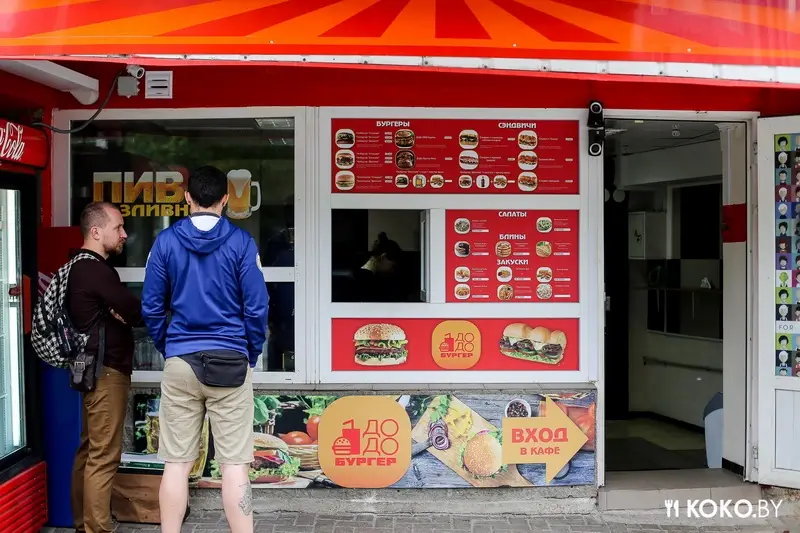 Заведения: «Dodo Burger (Додо Бургер)» — бургеры на Комаровском рынке практически как дома
