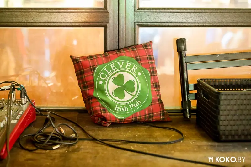 Заведения: «Clever Irish Pub (Клевер Айриш Паб)» — похмельные бранчи и бесплатный кикер