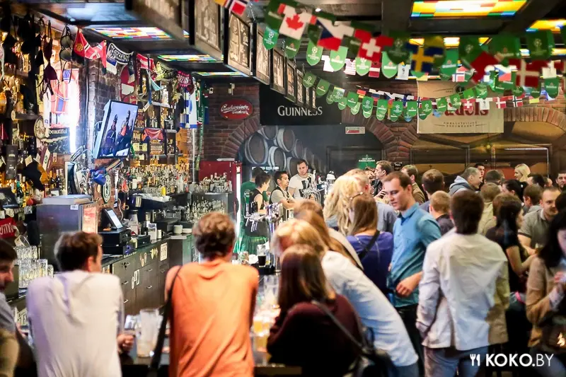 Заведения: «Clever Irish Pub (Клевер Айриш Паб)» — похмельные бранчи и бесплатный кикер