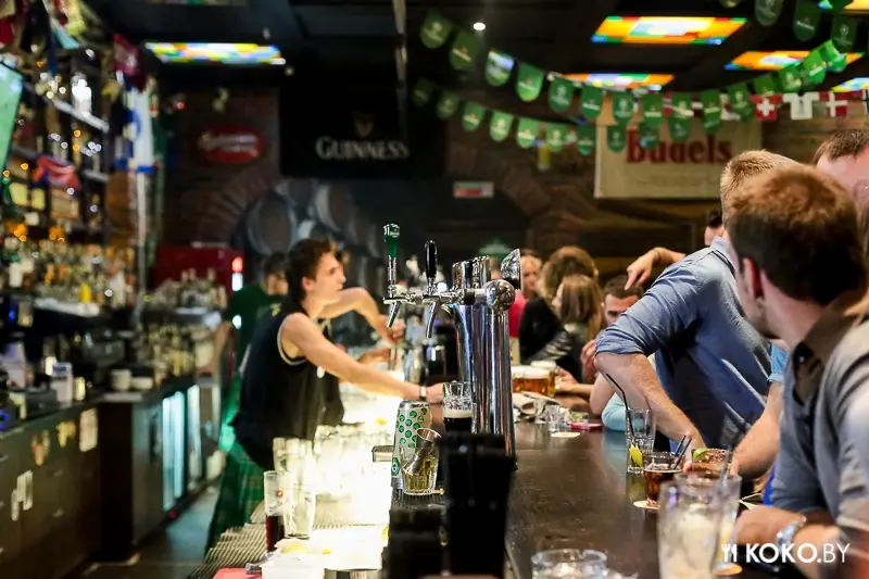 Заведения: «Clever Irish Pub (Клевер Айриш Паб)» — похмельные бранчи и бесплатный кикер