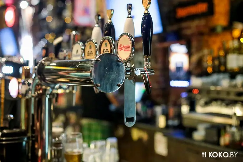 Заведения: «Clever Irish Pub (Клевер Айриш Паб)» — похмельные бранчи и бесплатный кикер