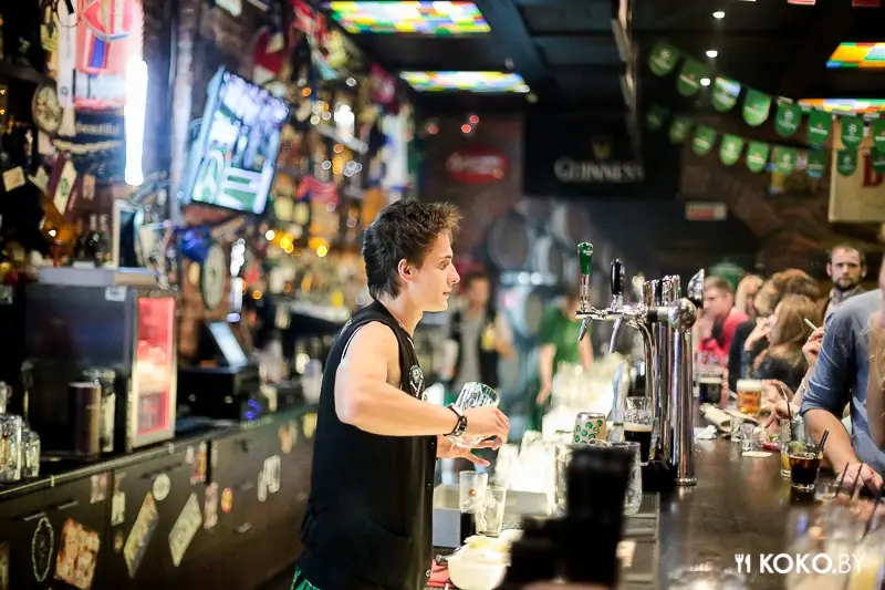 Заведения: «Clever Irish Pub (Клевер Айриш Паб)» — похмельные бранчи и бесплатный кикер