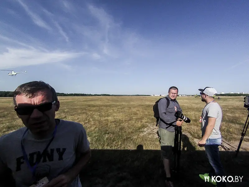 Фотоотчеты: Эко мороженое за 50 000, шашлык, френч-доги и бургеры. Авиафестиваль на аэродроме Боровая