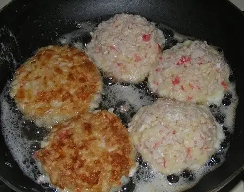 Морепродукты: Мясо: Котлетки из крабовых палочек