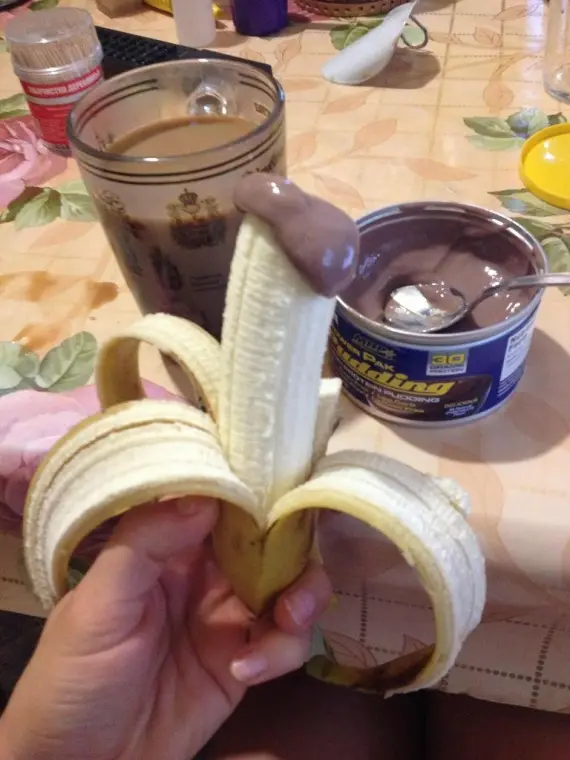 Instagram food: Банан, пудинг и сваренный кофе