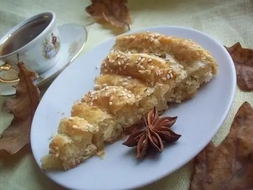 Выпечка: Слоеный пирог с сыром