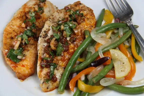Мясо: Сочные куриные котлеты