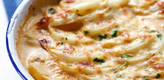 Овощи и гарниры: Запеченный картофель 11 удивительных способов