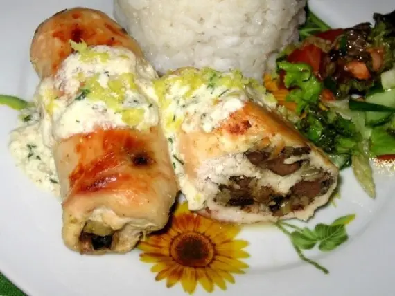 Птица: ФОТО РЕЦЕПТ: Куриные рулеты с черносливом и печенью