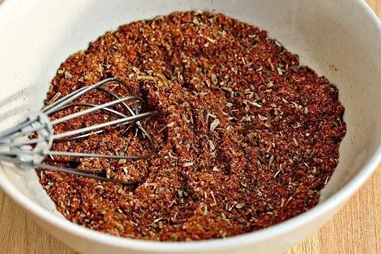 Овощи и гарниры: Жаренный в духовке картофель со специями