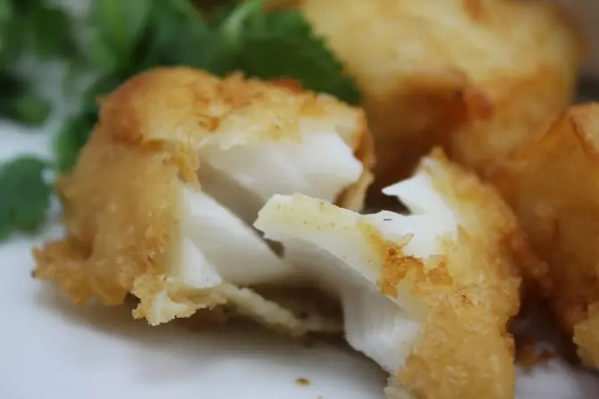 Рыба с золотистой корочкой в картофельном кляре
