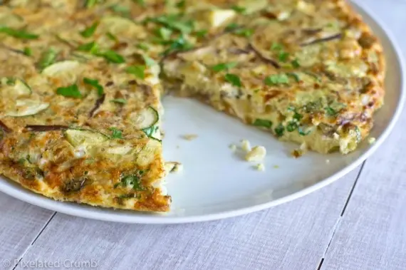 Завтраки: Омлет с грибами и сыром