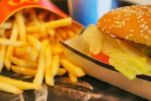 Вкусное о еде: Привычная еда: Биг тейсти меню = I’m lovin’ it?