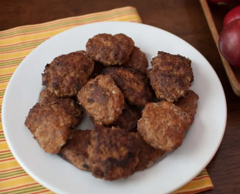 Рецепты моей мамы: Рубленные куриные котлеты по-албански