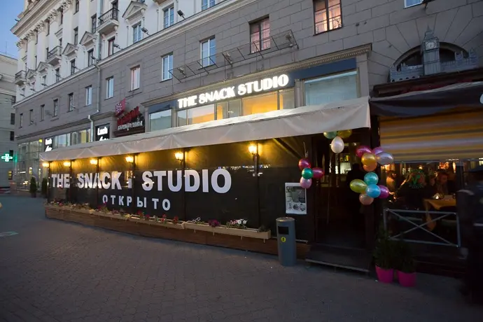 Минск: Прождал заказ дольше 17 минут получил скидку 30% — The Snack Studio вместо кафе «Безе»