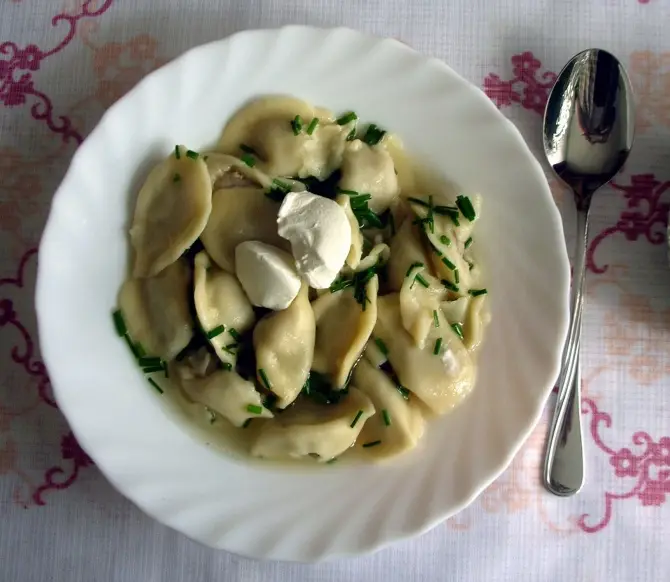 Вкусное о еде: Выворачиваем вареники наружу! Узнаем в чем отличие Русских от Украинских