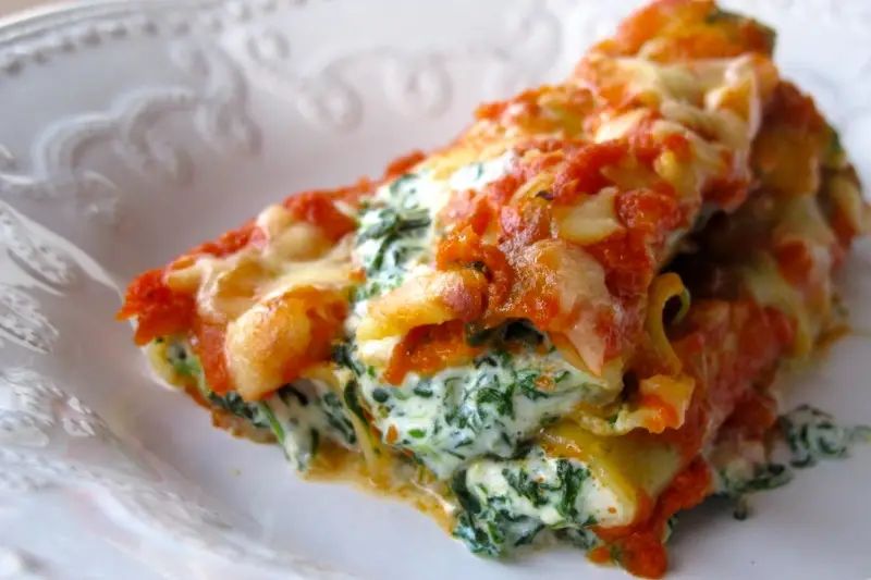 Макароны и паста: Каннеллони фаршированные