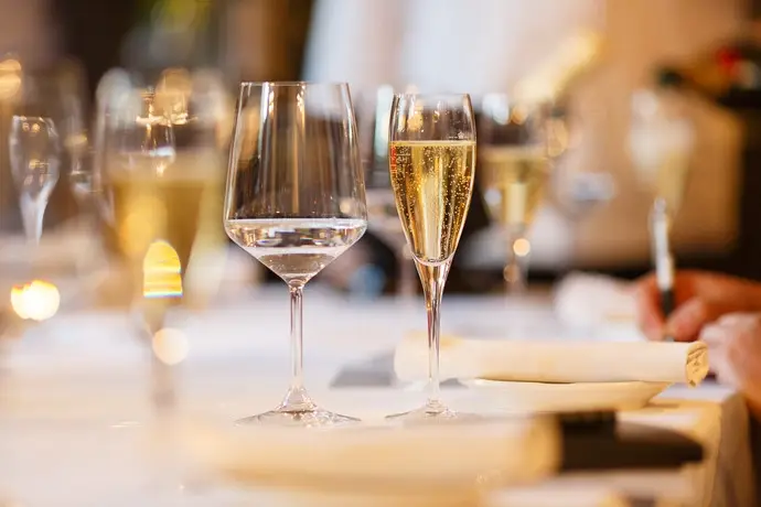 Минск посетил шеф-повар дома Mo?t & Chandon: «Пить шампанское с шоколадом уже не комильфо»