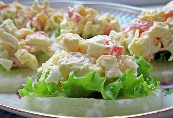 Закуски: Ананасная закуска с сыром