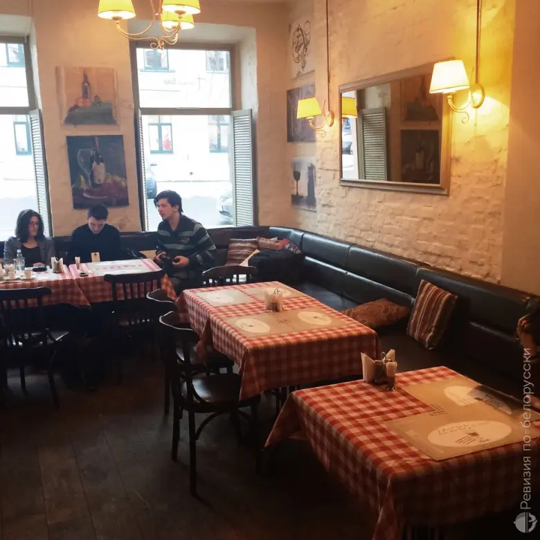 Кафе-бар «Tapas Bar (Тапас бар)». Ревизия и Citydog проверяют испанскую кухню в Минске