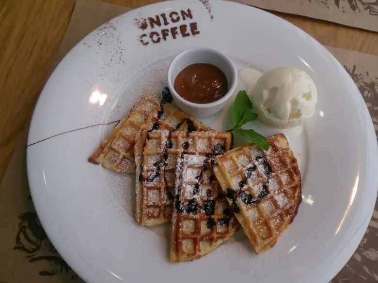 Заведения: Кафе «Union Coffee (Юнион кофе)» в Галилео – завтрак без изысков
