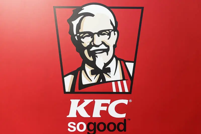 Минск: Откроется ли в срок? Что творится внутри нового куриного ресторана «KFC»
