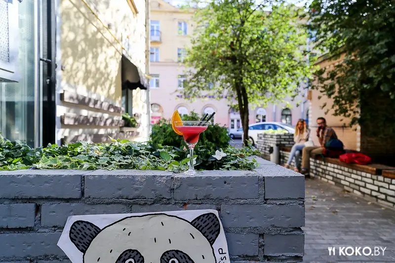 Минск: «Phood 4 you» – новое кафе и бутик супер модной одежды от Филиппа Киркорова