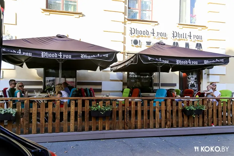 Минск: «Phood 4 you» – новое кафе и бутик супер модной одежды от Филиппа Киркорова