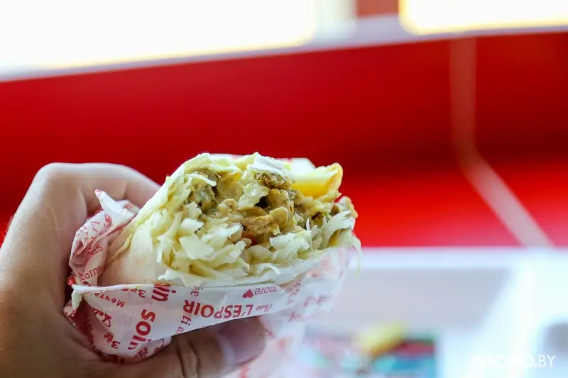 Заведения: Кафе «Doner kebab» – кебабы, фалафель, восточные бургеры. 24 часа в сутки, 7 дней в неделю