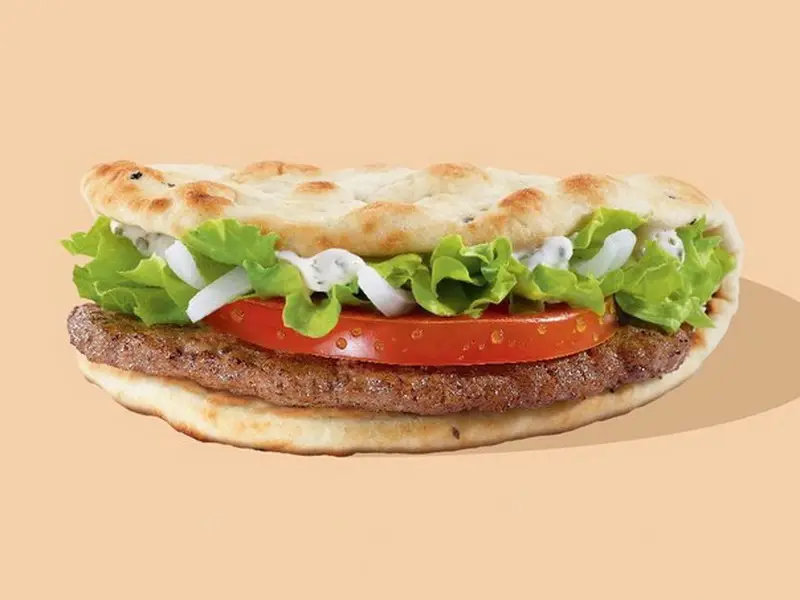 Заведения: Новое от McDonald’s: как вам пита с говядиной и овощами за 55 000?