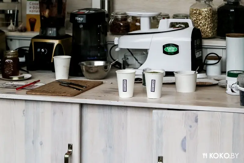 Заведения: «Raw Cafe» — пока единственное сыроедческое кафе в Минске формата take away