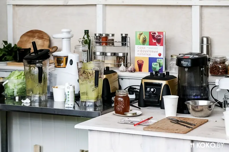 Заведения: «Raw Cafe» — пока единственное сыроедческое кафе в Минске формата take away