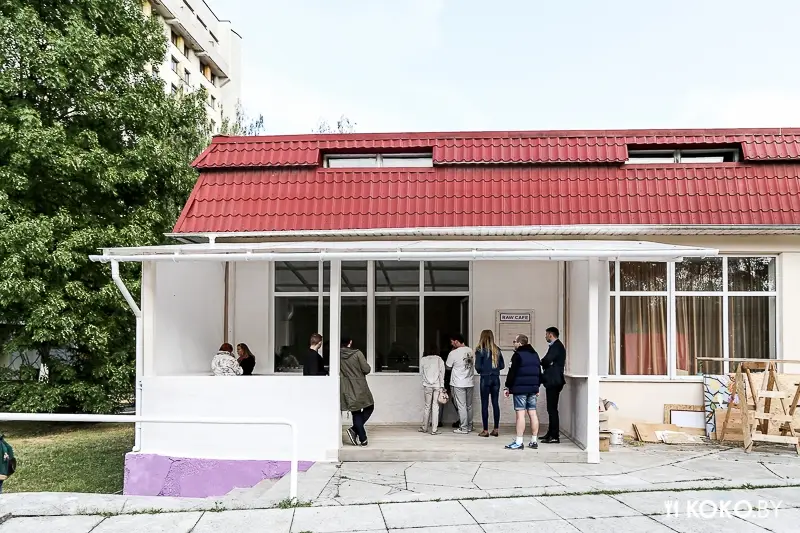 Заведения: «Raw Cafe» — пока единственное сыроедческое кафе в Минске формата take away